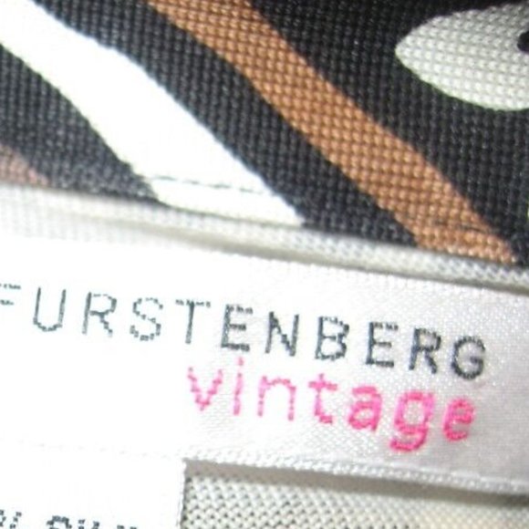 DVF Diane Von Furstenberg JILL Jersey Wrap Top Vintage Tribal Diamond Neutral - Picture 9 of 11